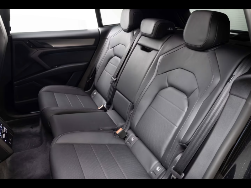 Porsche Cayenne E-Hybrid электро 2026 id-1008686 Купить Porsche Cayenne E-Hybrid электро 2026 id-1008686 в Киеве, Фото №9