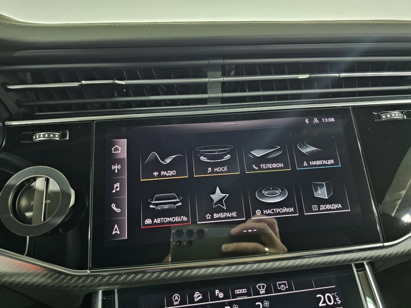 Audi RS Q8 бензин 2023 id-1008687 Купить Audi RS Q8 бензин 2023 id-1008687 в Киеве, Фото №25