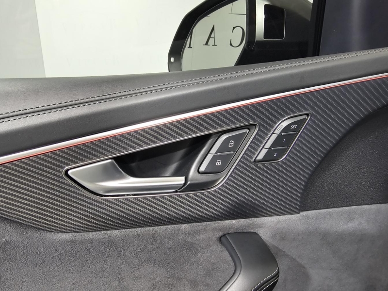 Audi RS Q8 бензин 2023 id-1008687 Купить Audi RS Q8 бензин 2023 id-1008687 в Киеве, Фото №21