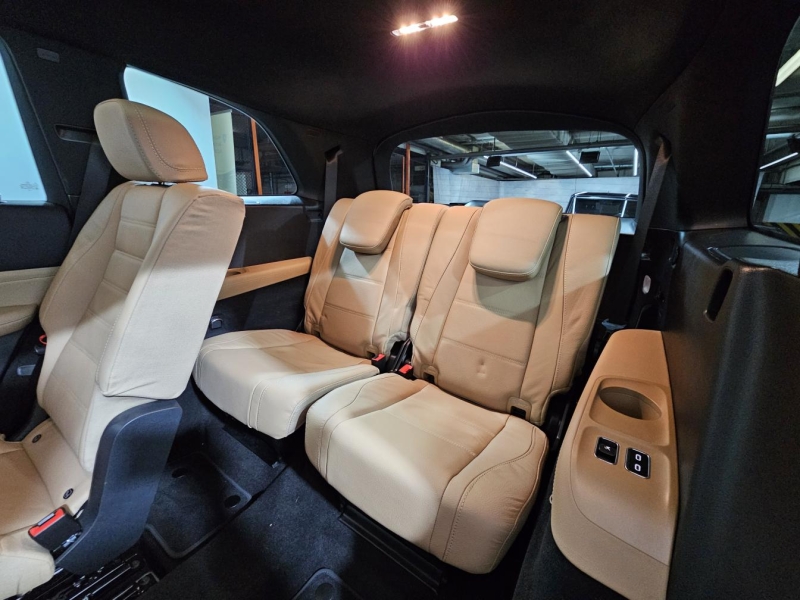 Купить Mercedes-Benz GLS 450D AMG 4Matic дизель 2024 id-1008697 в Киеве, Фото №17