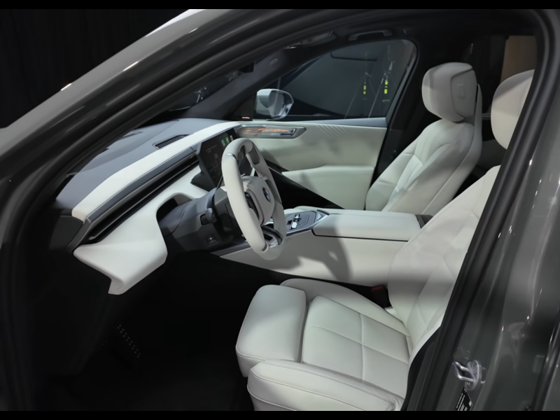 Купить BMW iX5 60 электро 2027 id-1008711 в Киеве, Фото №14