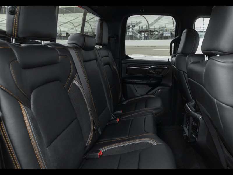 Купить Ram 1500 Rumble Bee SRT бензин 2026 id-1008726 в Киеве, Фото №8
