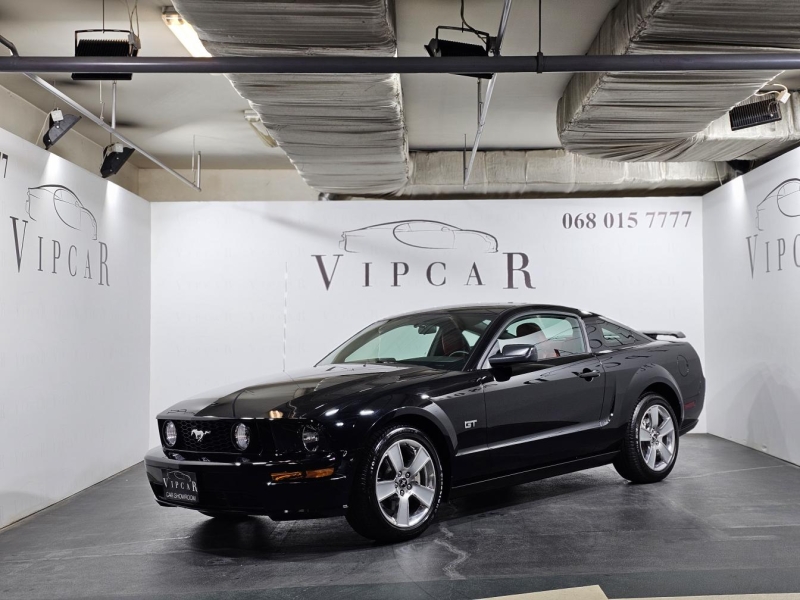 Ford Mustang GT бензин 2006 id-1008739