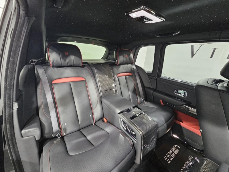 Rolls-Royce Cullinan BLACK BADGE бензин 2022 id-1008744 Купить Rolls-Royce Cullinan BLACK BADGE бензин 2022 id-1008744 в Киеве, Фото №6
