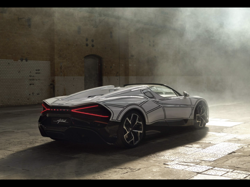 Купить Bugatti W16 Mistral Blanc Eternel бензин 2026 id-1008757 в Киеве, Фото №2