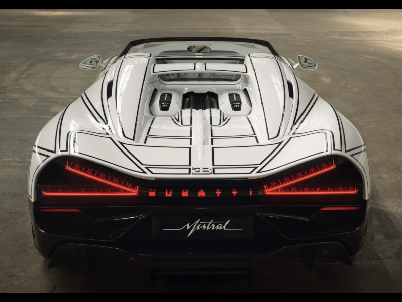 Купить Bugatti W16 Mistral Blanc Eternel бензин 2026 id-1008757 в Киеве, Фото №3