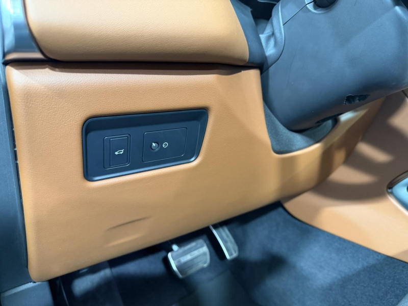 Купить Jaguar F-Pace SVR бензин 2023 id-1008774 в Киеве, Фото №26