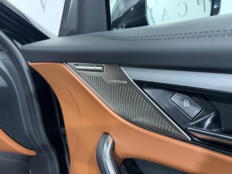 Купить Jaguar F-Pace SVR бензин 2023 id-1008774 в Киеве, Фото №36