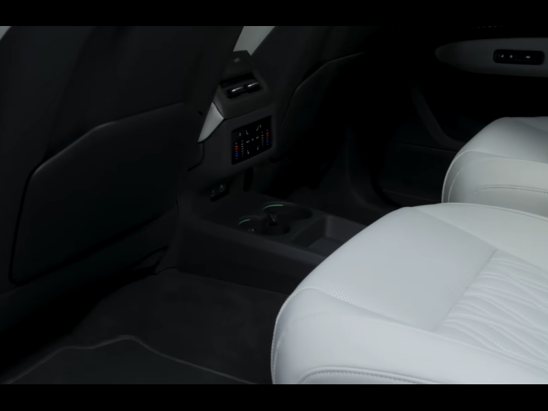 Audi SQ9 V8 бензин 2026 id-1008812 Купить Audi SQ9 V8 бензин 2026 id-1008812 в Киеве, Фото №21