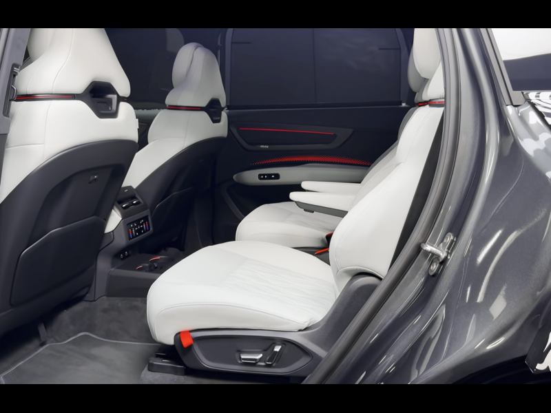 Audi SQ9 V8 бензин 2026 id-1008812 Купить Audi SQ9 V8 бензин 2026 id-1008812 в Киеве, Фото №28