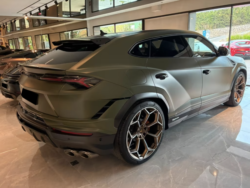 Lamborghini Urus Performante бензин 2024 id-1008834 Купить Lamborghini Urus Performante бензин 2024 id-1008834 в Киеве, Фото №2