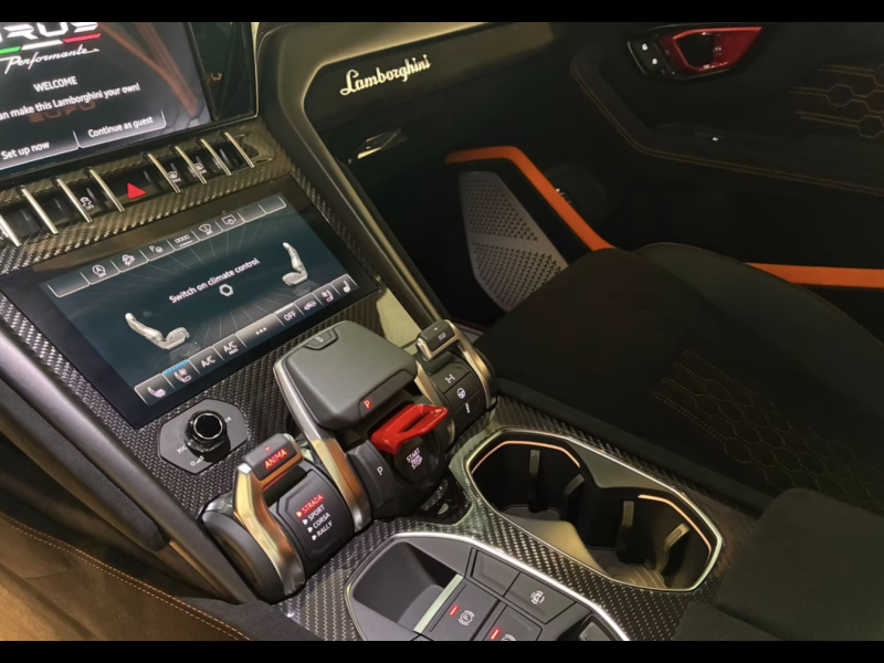 Lamborghini Urus Performante бензин 2024 id-1008834 Купить Lamborghini Urus Performante бензин 2024 id-1008834 в Киеве, Фото №8