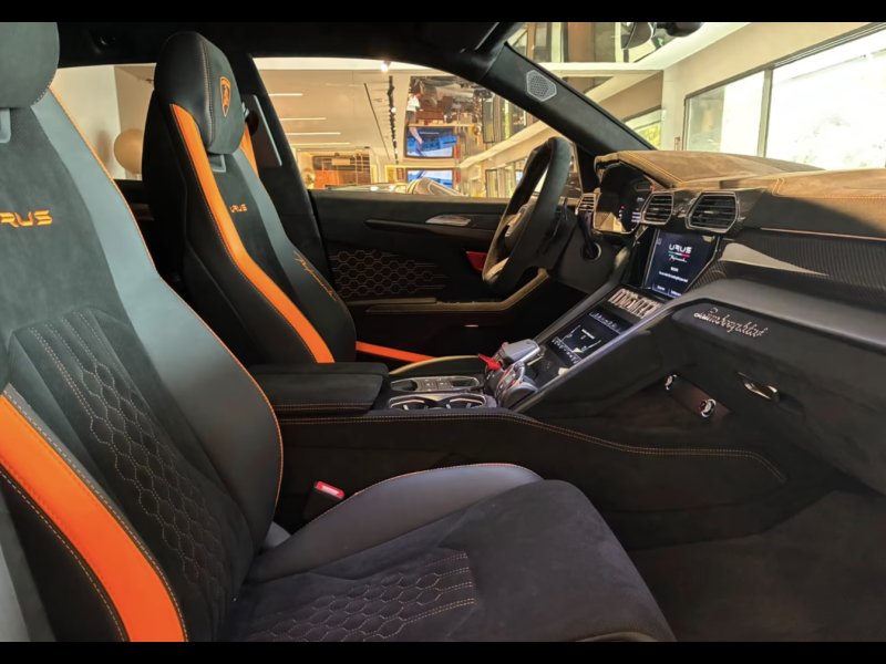 Lamborghini Urus Performante бензин 2024 id-1008834 Купить Lamborghini Urus Performante бензин 2024 id-1008834 в Киеве, Фото №6