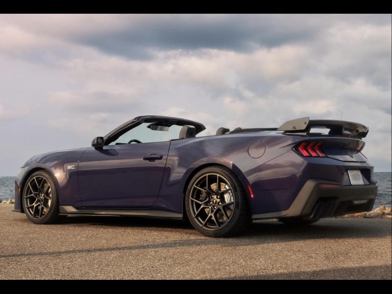 Купить Ford Mustang Dark Horse SC Convertible бензин 2027 id-1008857 в Киеве, Фото №2