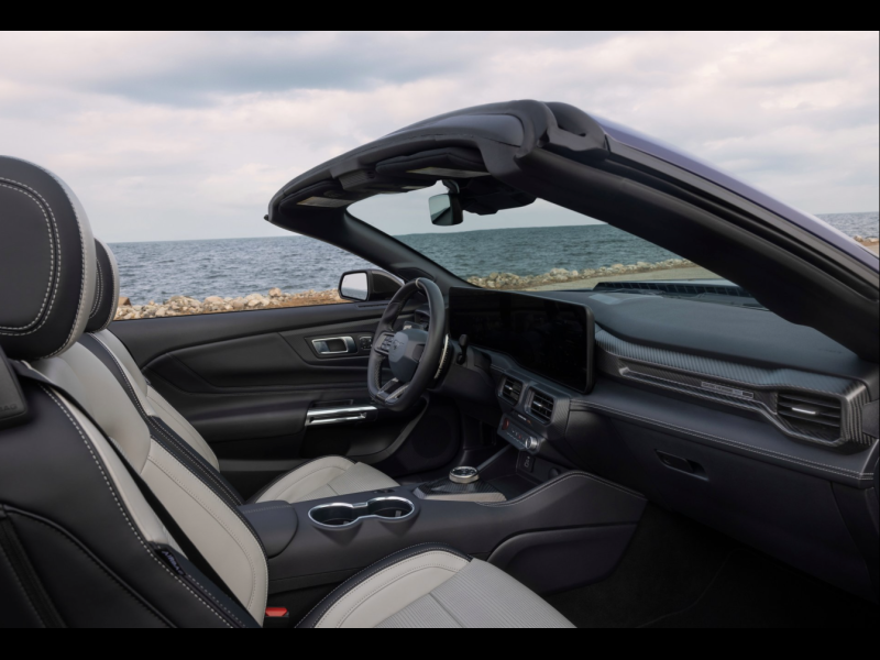 Купить Ford Mustang Dark Horse SC Convertible бензин 2027 id-1008857 в Киеве, Фото №4