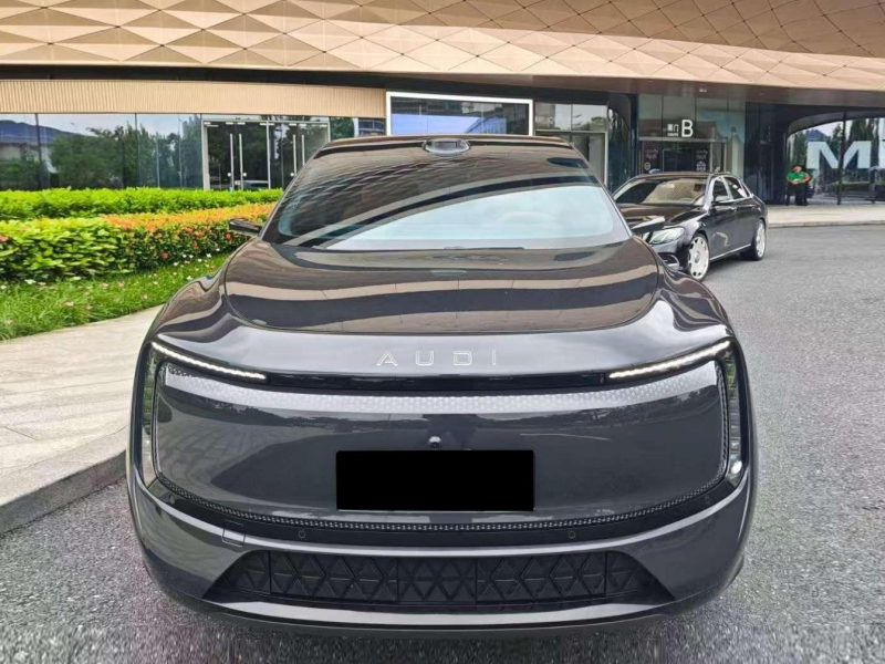 Купить Audi E7X Quattro Pioneer бензин 2026 id-1008892 в Киеве, Фото №1