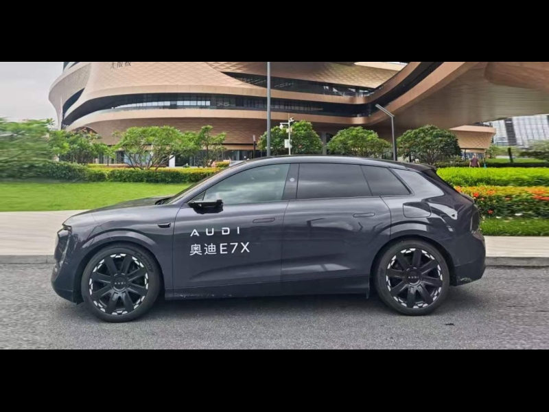 Купить Audi E7X Quattro Pioneer бензин 2026 id-1008892 в Киеве, Фото №2
