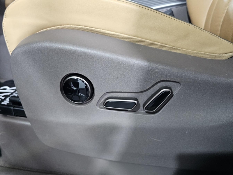 Denza D9 EV AWD электро 2022 id-1008928 Купить Denza D9 EV AWD электро 2022 id-1008928 в Киеве, Фото №38