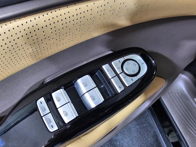 Denza D9 EV AWD электро 2022 id-1008928 Купить Denza D9 EV AWD электро 2022 id-1008928 в Киеве, Фото №41
