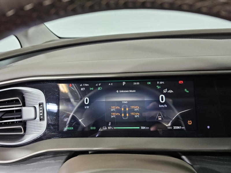 Denza D9 EV AWD электро 2022 id-1008928 Купить Denza D9 EV AWD электро 2022 id-1008928 в Киеве, Фото №44