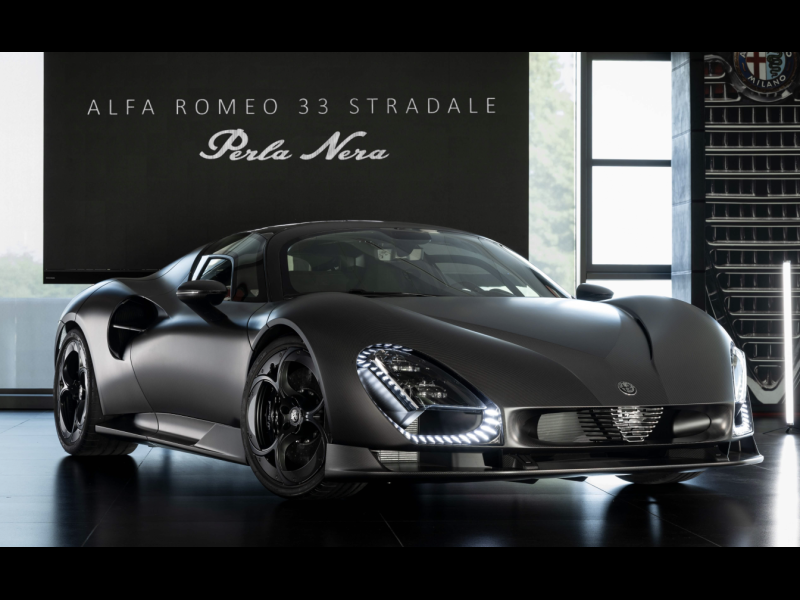 Alfa-Romeo 33 Stradale Perla Nera бензин 2026 id-1009105