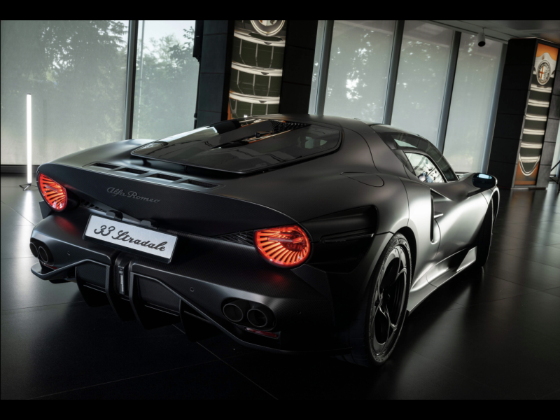 Alfa-Romeo 33 Stradale Perla Nera бензин 2026 id-1009105 Купить Alfa-Romeo 33 Stradale Perla Nera бензин 2026 id-1009105 в Киеве, Фото №3