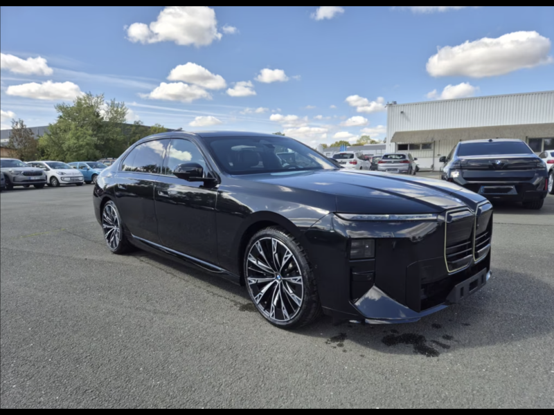 Купить BMW i7 60 xDrivе электро 2026 id-1009113 в Киеве, Фото №1