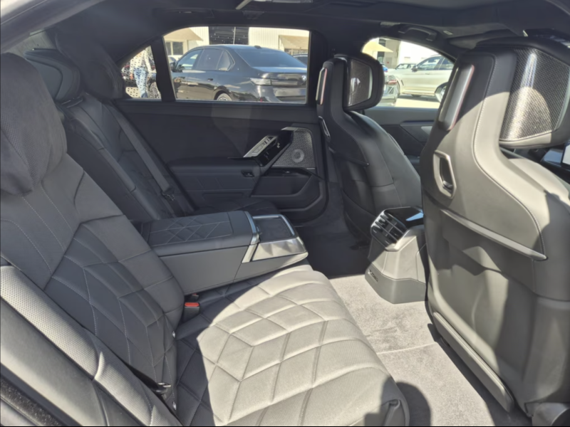 Купить BMW i7 60 xDrivе электро 2026 id-1009113 в Киеве, Фото №5