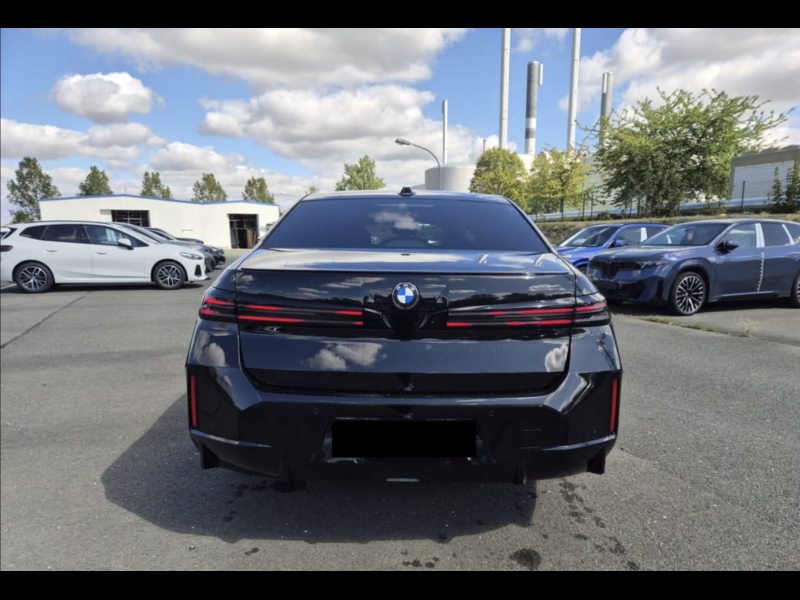 BMW i7 60 xDrivе электро 2026 id-1009113 Купить BMW i7 60 xDrivе электро 2026 id-1009113 в Киеве, Фото №3