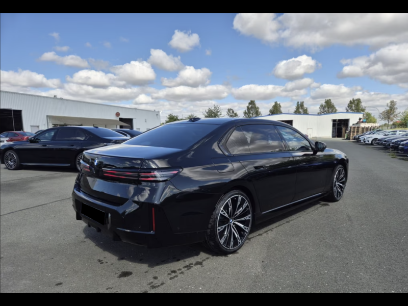 BMW i7 60 xDrivе электро 2026 id-1009113 Купить BMW i7 60 xDrivе электро 2026 id-1009113 в Киеве, Фото №4