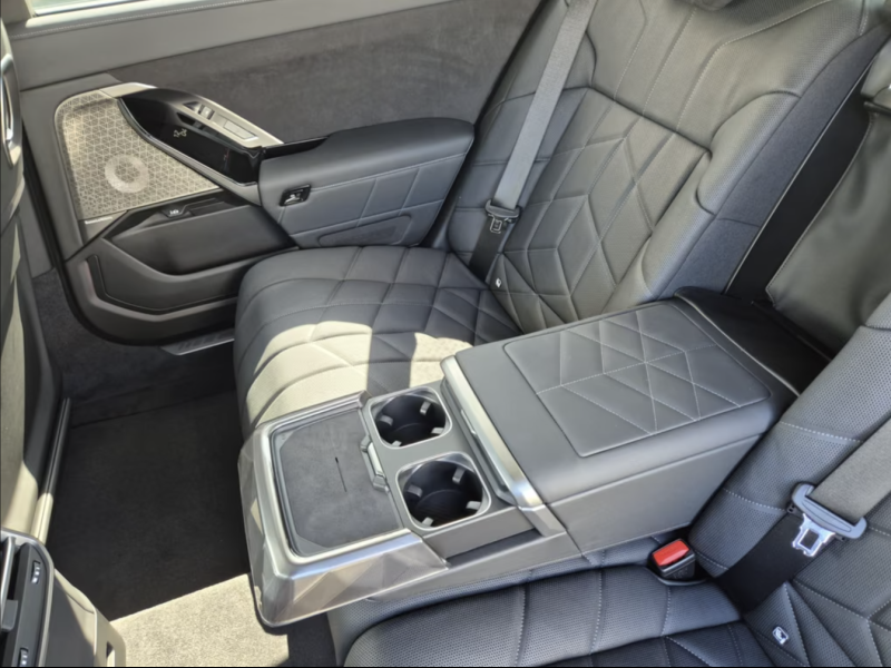 BMW i7 60 xDrivе электро 2026 id-1009113 Купить BMW i7 60 xDrivе электро 2026 id-1009113 в Киеве, Фото №11