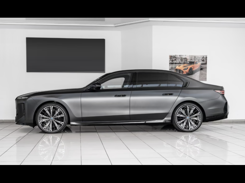 BMW 7-Series 740 xDrive бензин 2026 id-1009118 Купить BMW 7-Series 740 xDrive бензин 2026 id-1009118 в Киеве, Фото №2