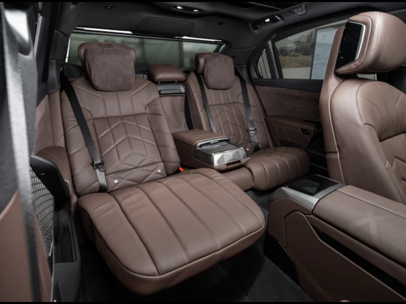 BMW 7-Series 740 xDrive бензин 2026 id-1009118 Купить BMW 7-Series 740 xDrive бензин 2026 id-1009118 в Киеве, Фото №12