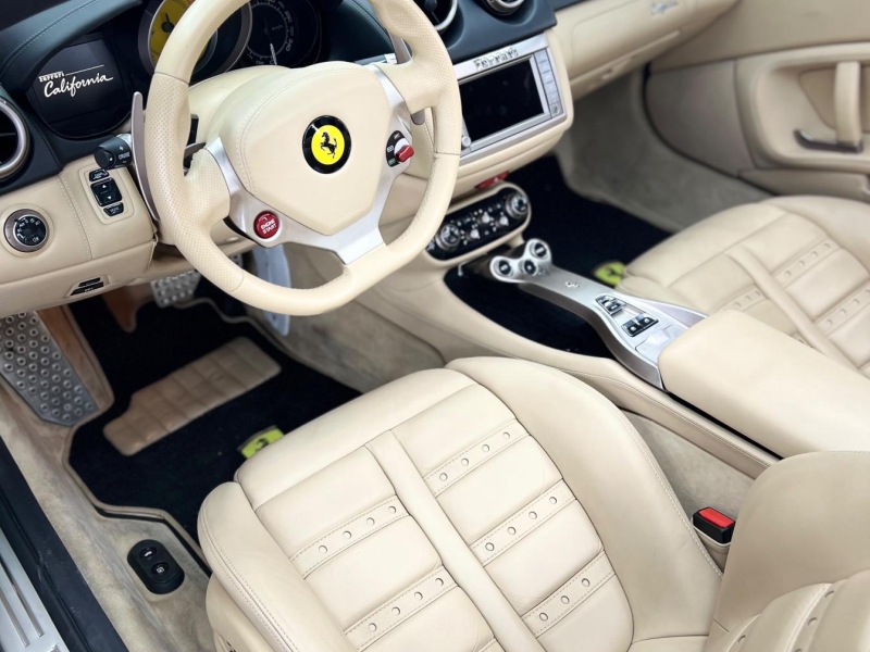 Купить Ferrari California бензин 2010 id-1009156 в Киеве, Фото №5