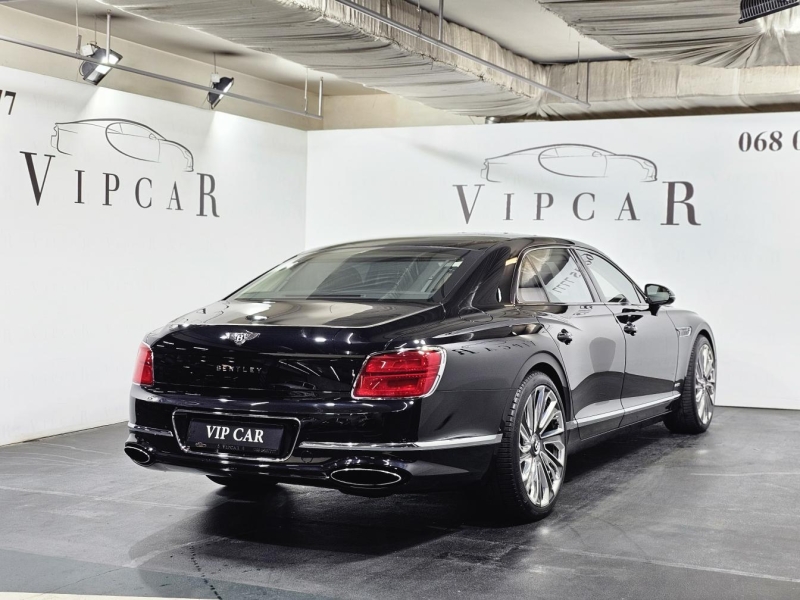 Купить Bentley Flying Spur W12 First Edition бензин 2020 id-1009199 в Киеве, Фото №9