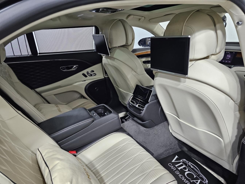 Купить Bentley Flying Spur W12 First Edition бензин 2020 id-1009199 в Киеве, Фото №15